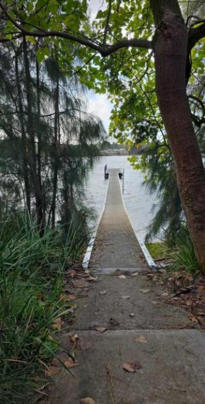 Riverside Retreat, Perth